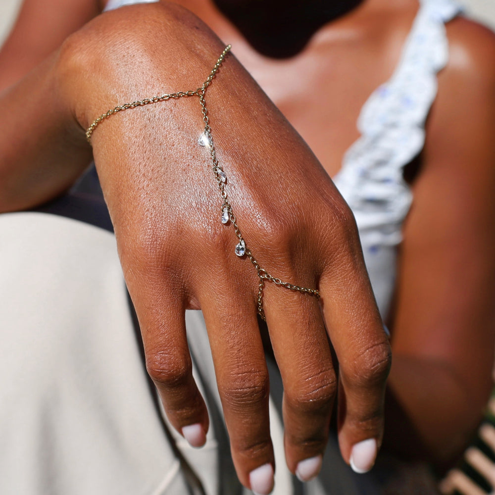 Lune Drop Waterproof 14k Gold Hand Chain